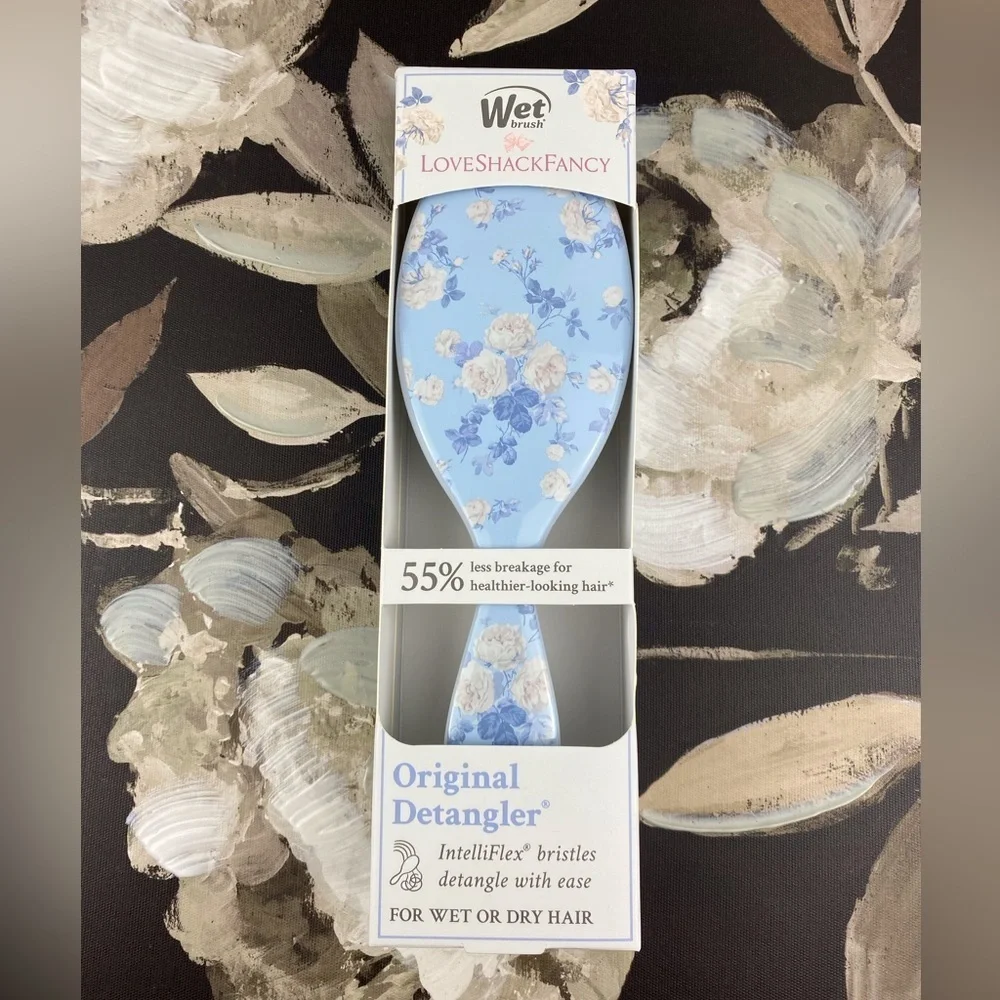 NIB LoveShackFancy X Wet Brush Original Detangler in Everblooming Rosettes.